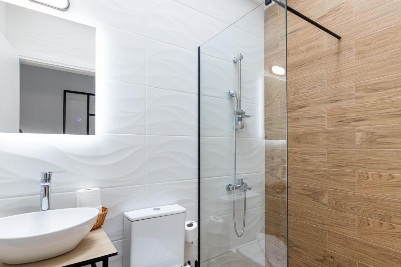 Pagani Blue - Luxury Maisonette B3 Apartment